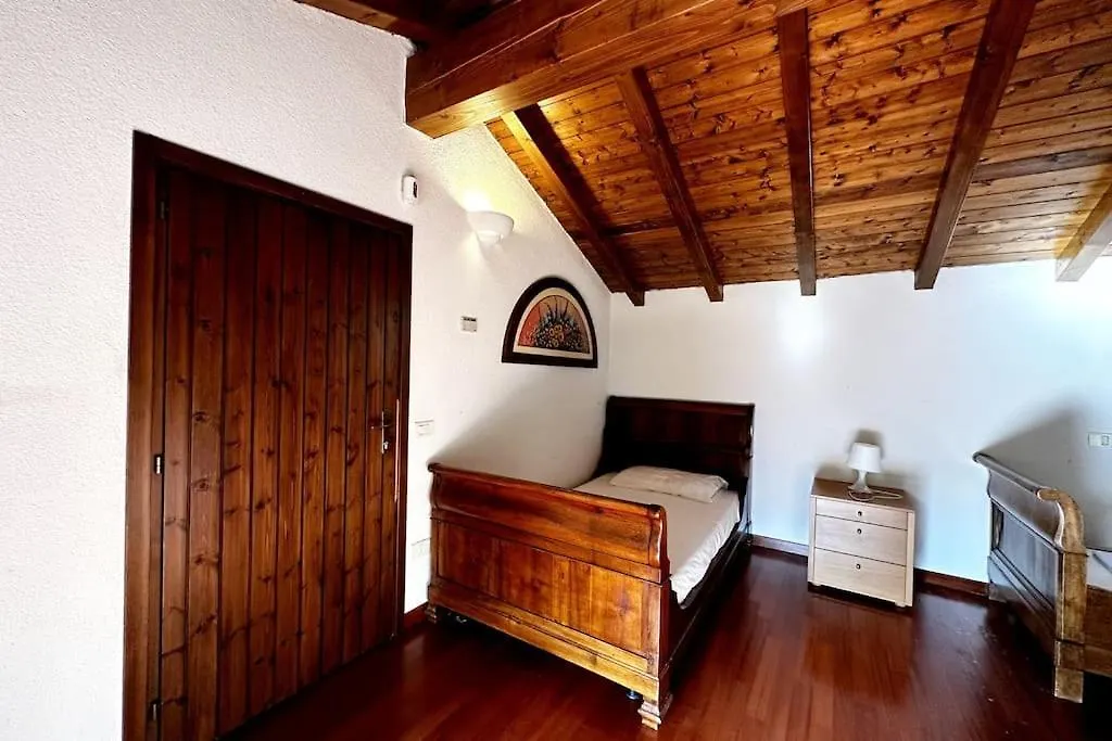 La Casa Dei Sette Nani Villa Germignaga 0*,  Italy