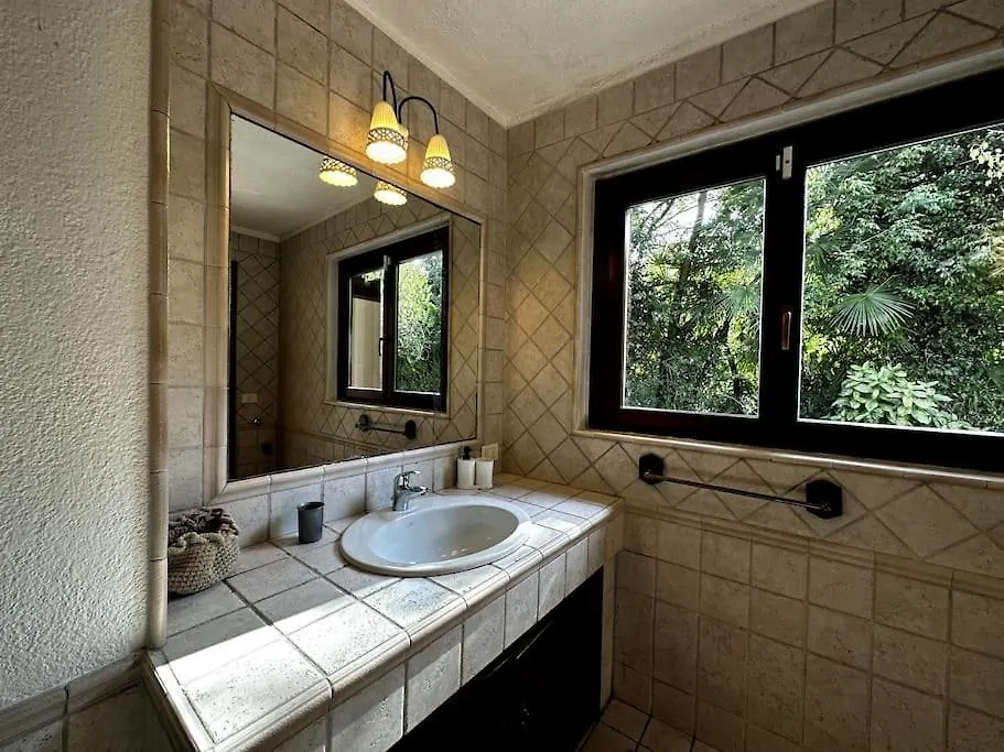 La Casa Dei Sette Nani Villa Germignaga Italy